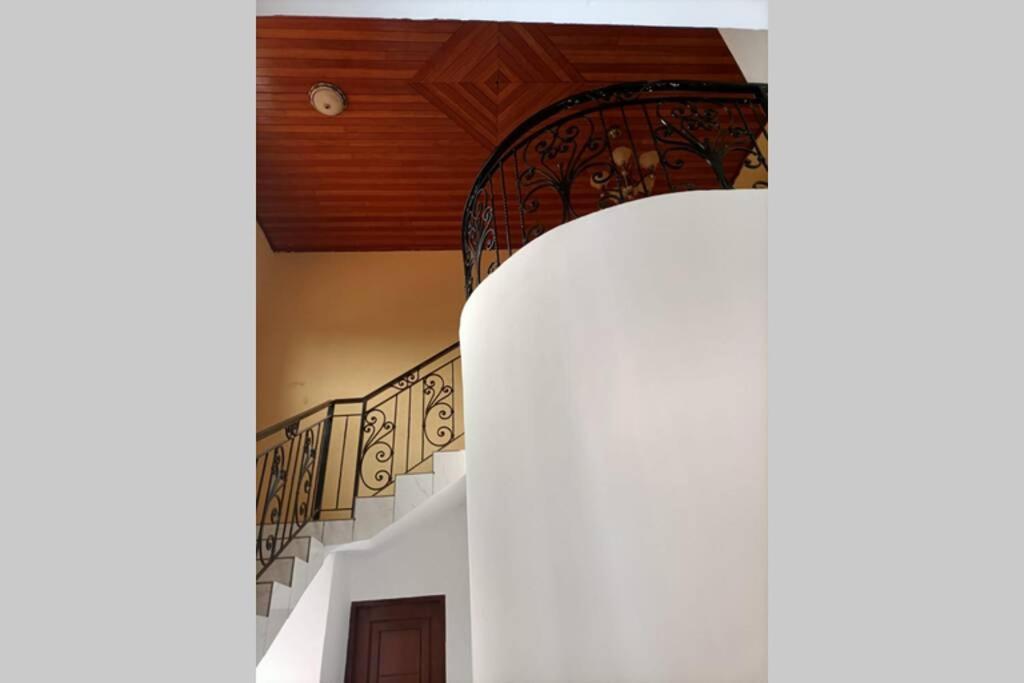 Residence Jeanne A Yaounde Odza Messamengo Exterior photo