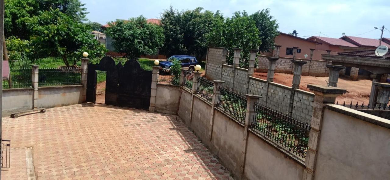 Residence Jeanne A Yaounde Odza Messamengo Exterior photo